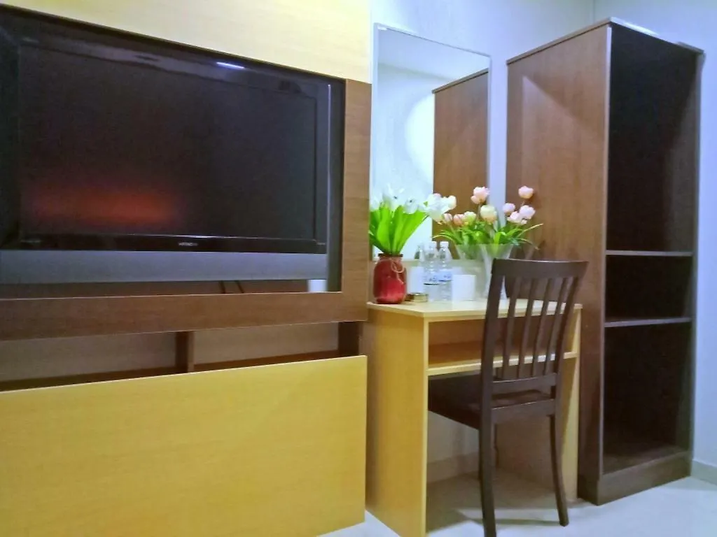 Eazy Hotel At Ampang Batu Empat